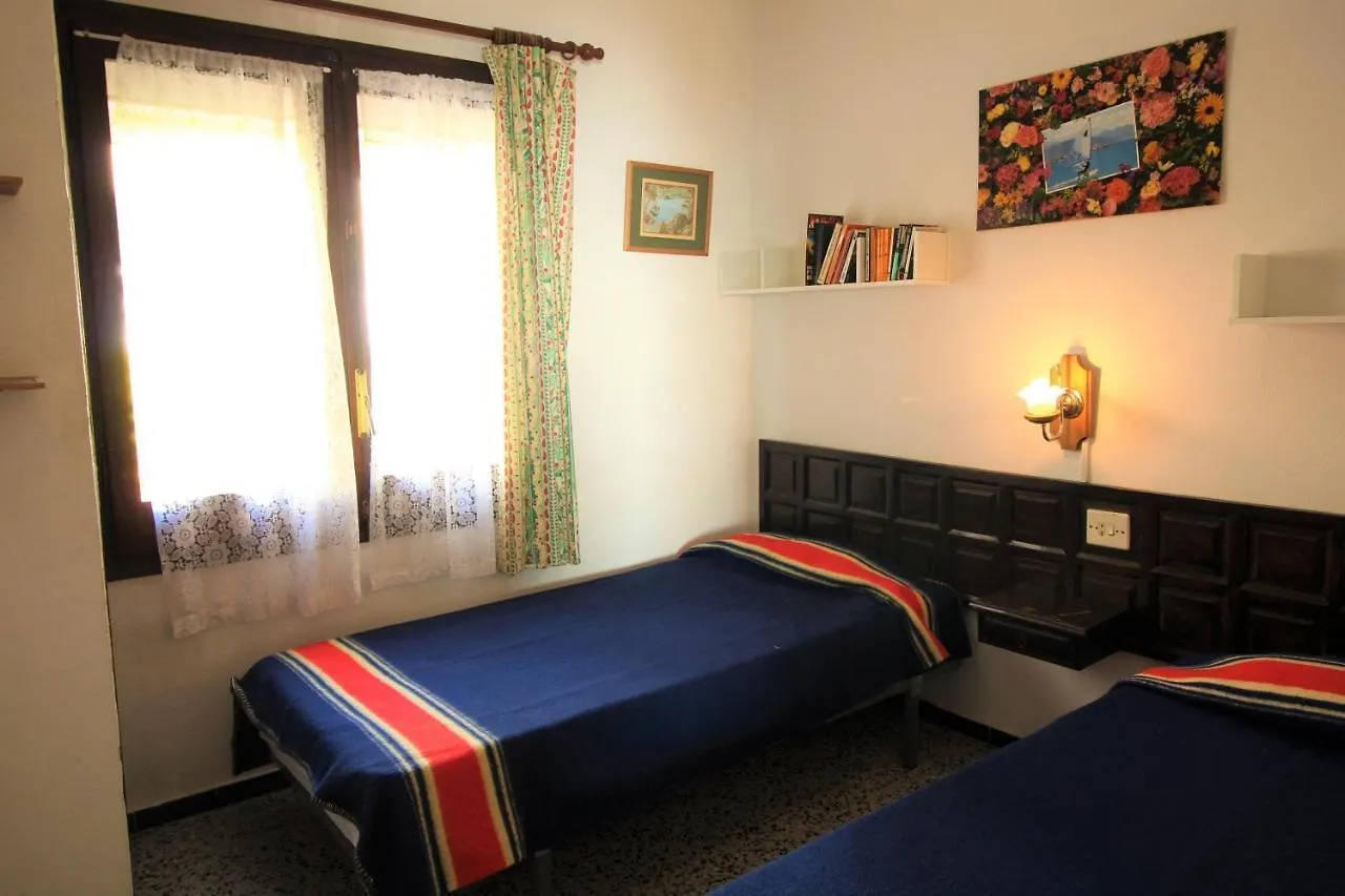 Edenmar 3253 Apartman Roses Spanyolország