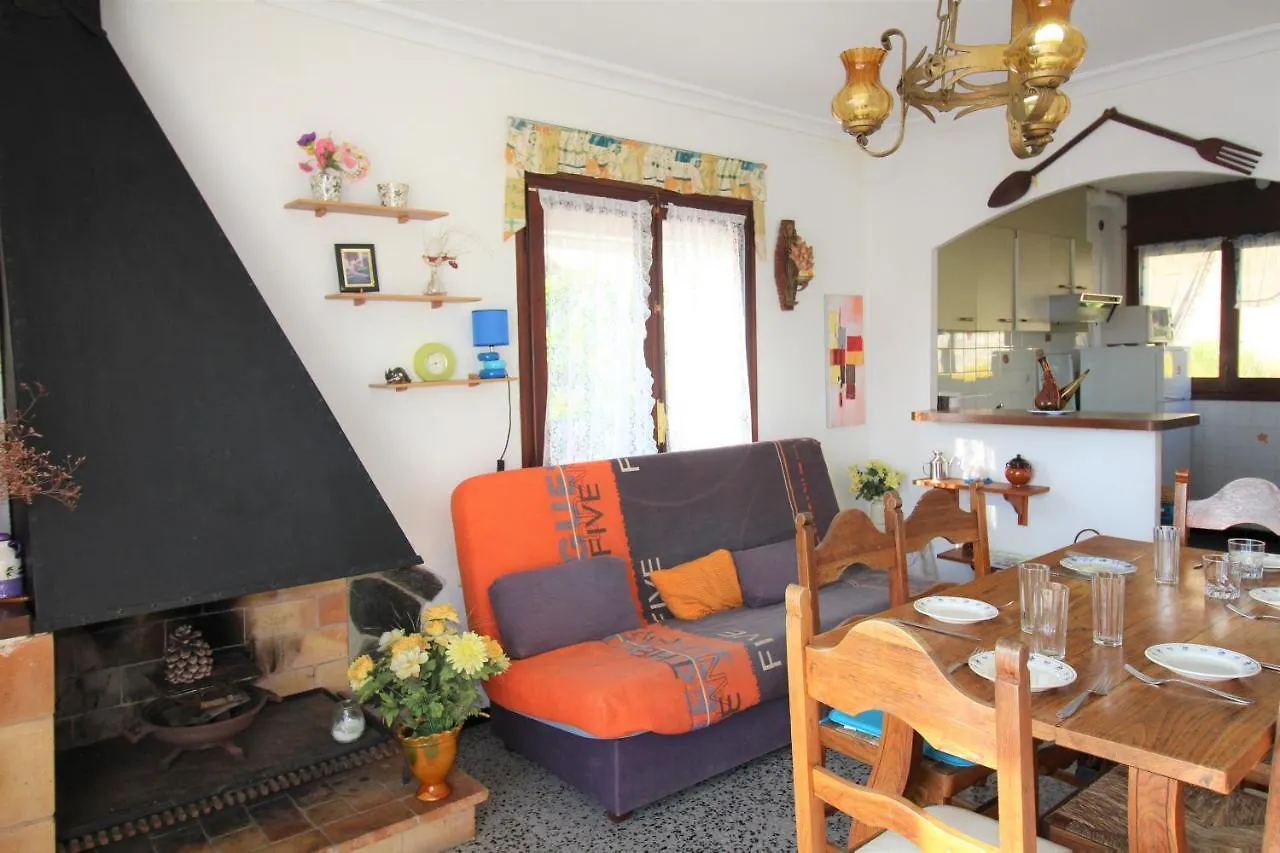 Edenmar 3253 Apartman Roses 0*,